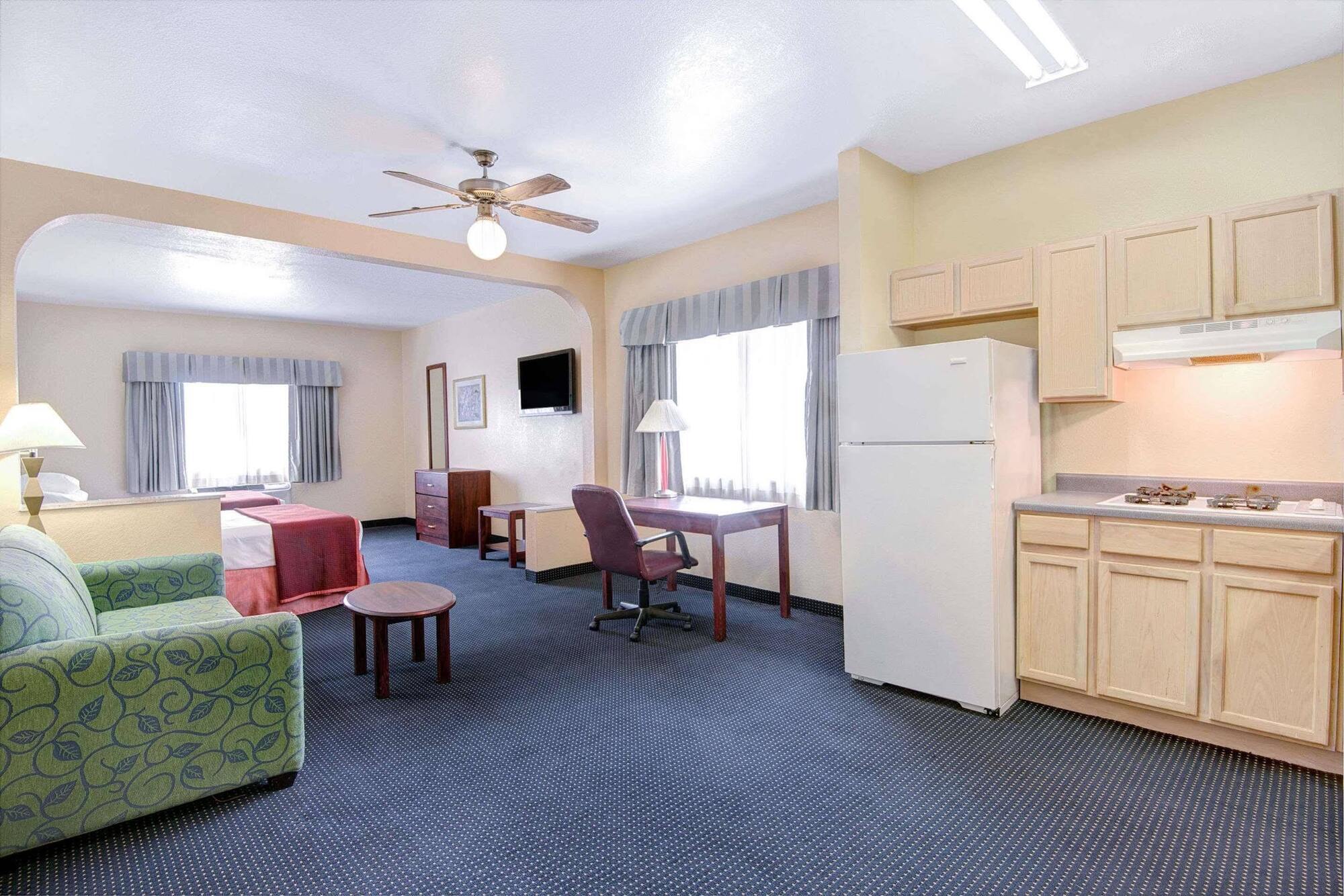 Howard Johnson By Wyndham San Antonio Hotel & Suites Exteriér fotografie